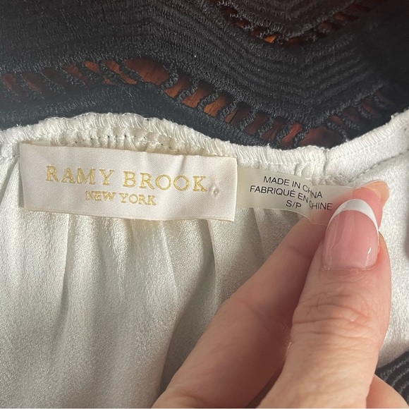 Ramy Brook Sandy Off the Shoulder Lace Trim Blouse Size Small - Picture 11 of 13